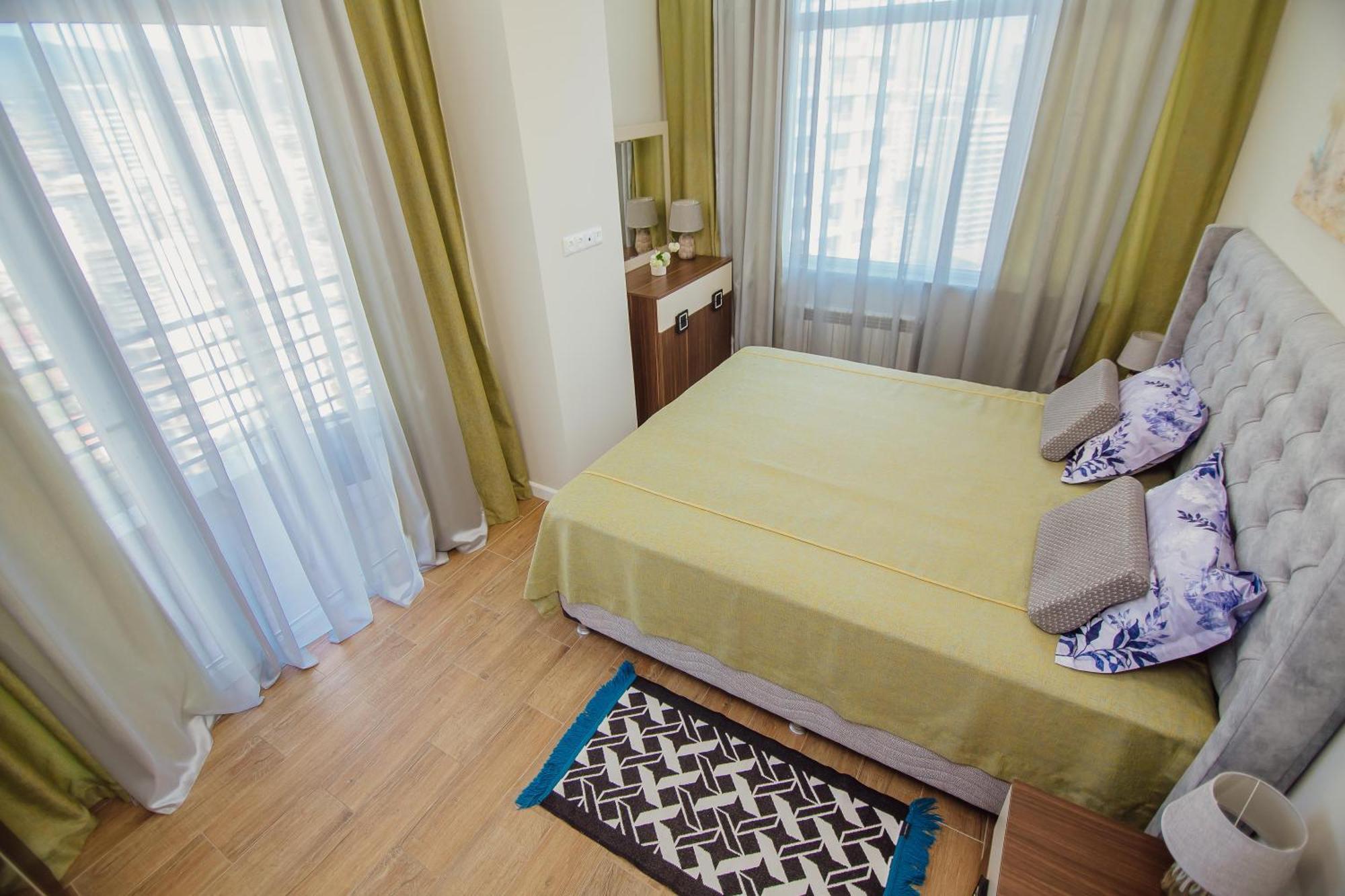 Happy Apartments Батуми Екстериор снимка