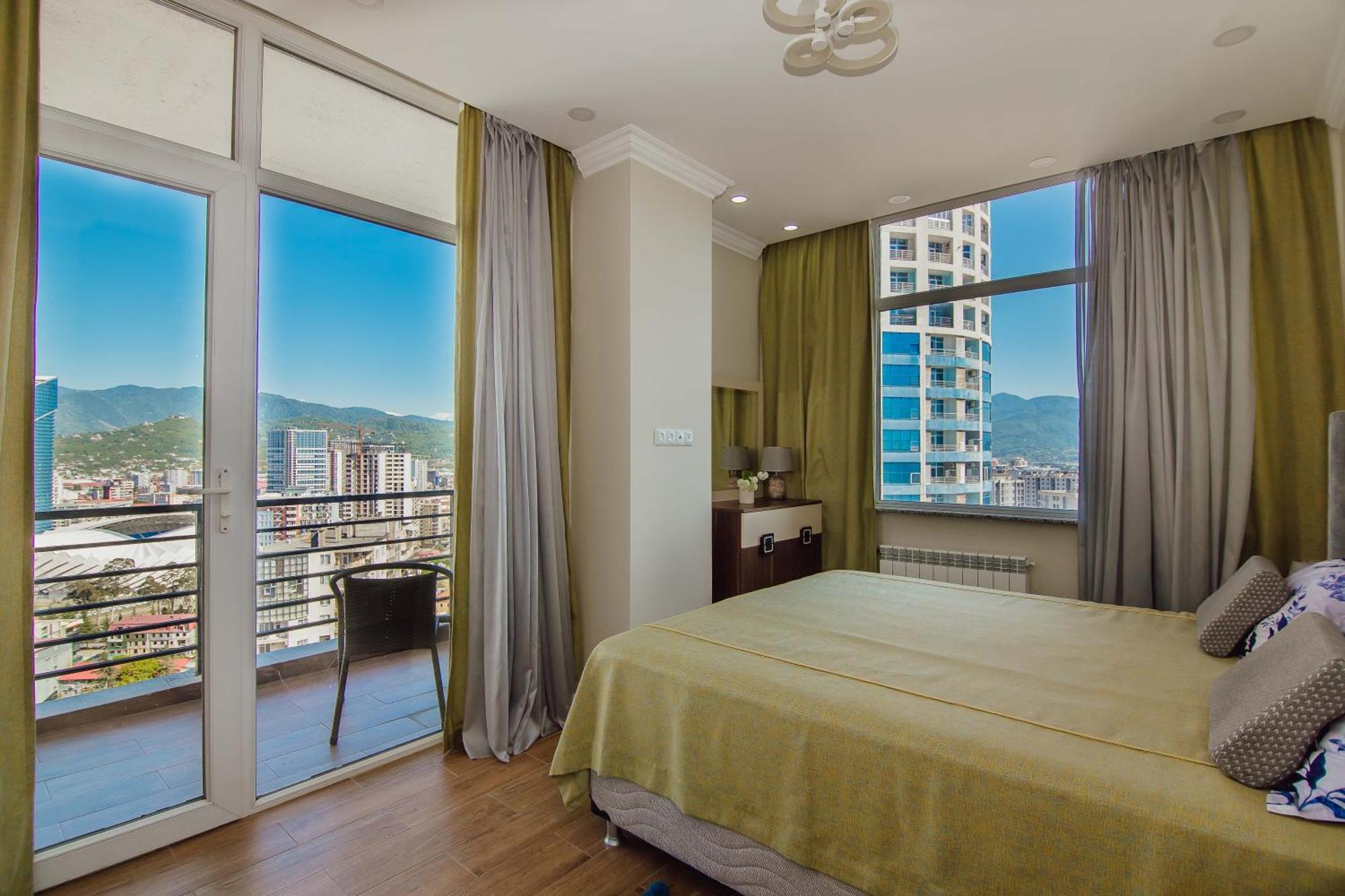 Happy Apartments Батуми Екстериор снимка